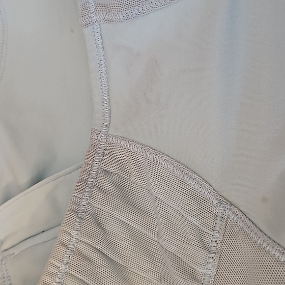 263. Lululemon Aqua Pullover - Picture 11 of 13